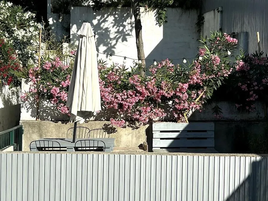 LisboaNew Flat & Terrace Garden Monte Da Graca公寓 公寓
